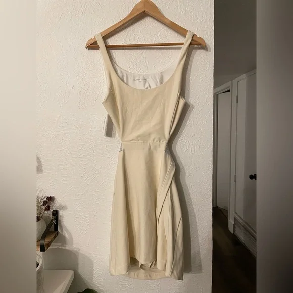 Outdoor Voices Court Dress Cream Mini Size Large - Picture 4 of 9